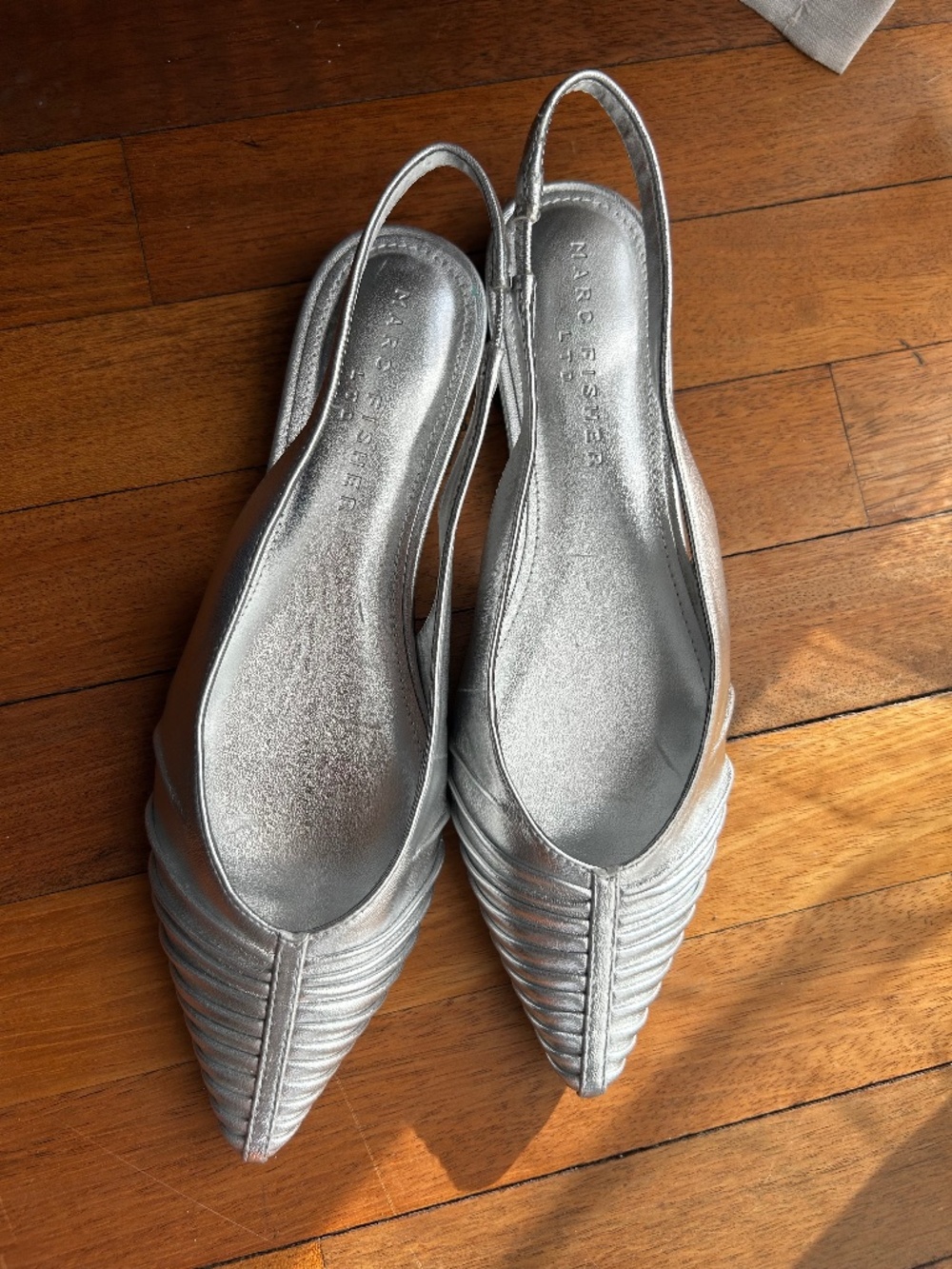 Silver flats